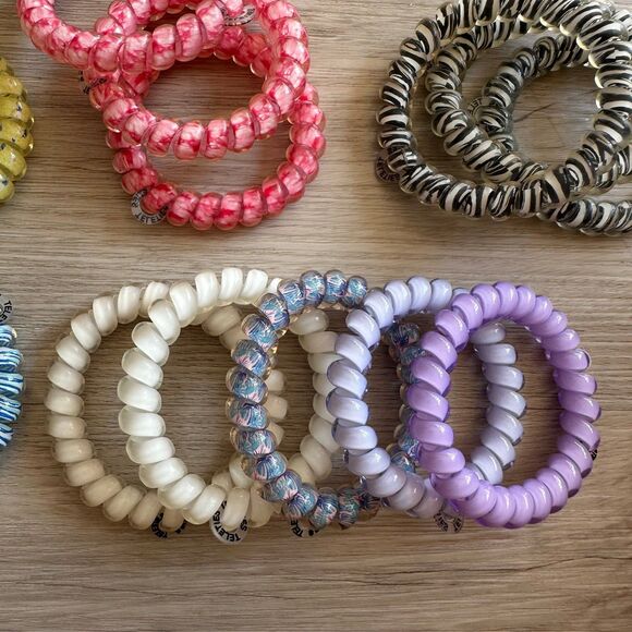 TeleTies Tele Ties Phone Cord Hair Accessories Ties - 17 Pieces - Please Read! - Picture 2 of 6
